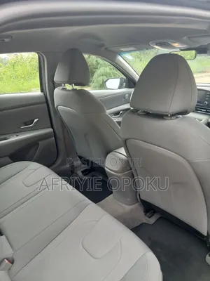 Hyundai Elantra SE 2023 Black