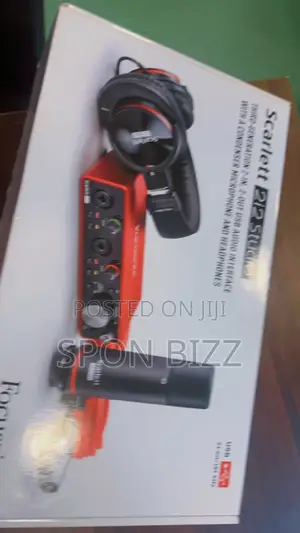 Focusrite Scarlett 2i2 3rd Gen USB Audio Interface