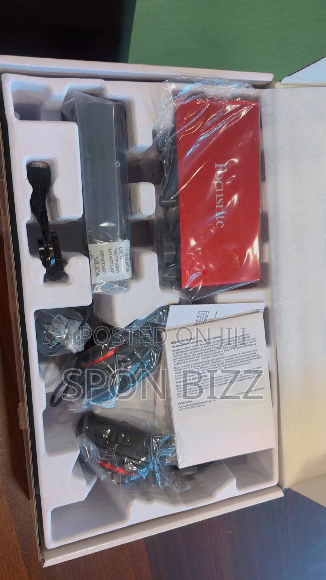 Focusrite Scarlett 2i2 3rd Gen USB Audio Interface