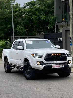 Toyota Tacoma SR5 Double Cab 6' Bed AT 2024 White