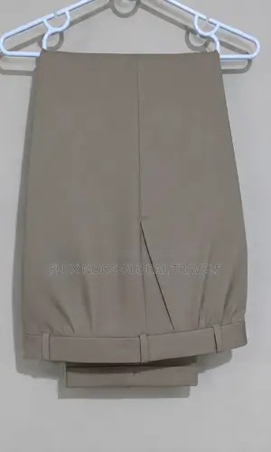 Luxury Taupe Double‐Breasted Men’s Suit