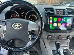 Toyota Highlander 3.5L 4WD 2013 Gray