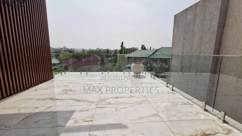 4bdrm House in East Legon for sale