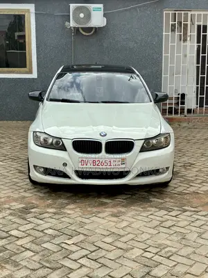 BMW 328i 2011 White