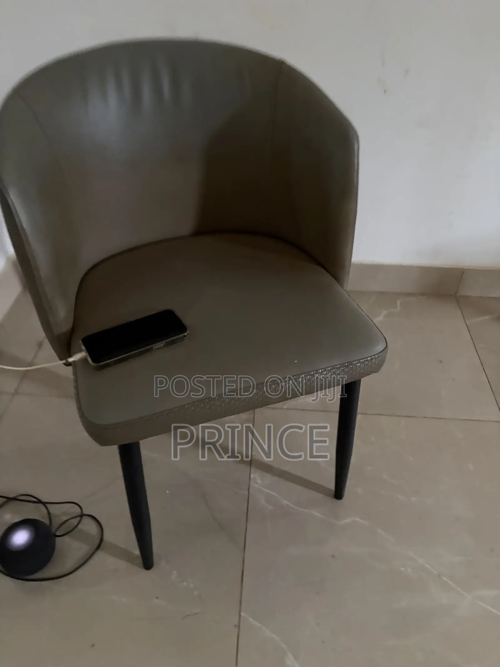 Table With 3 Chairs