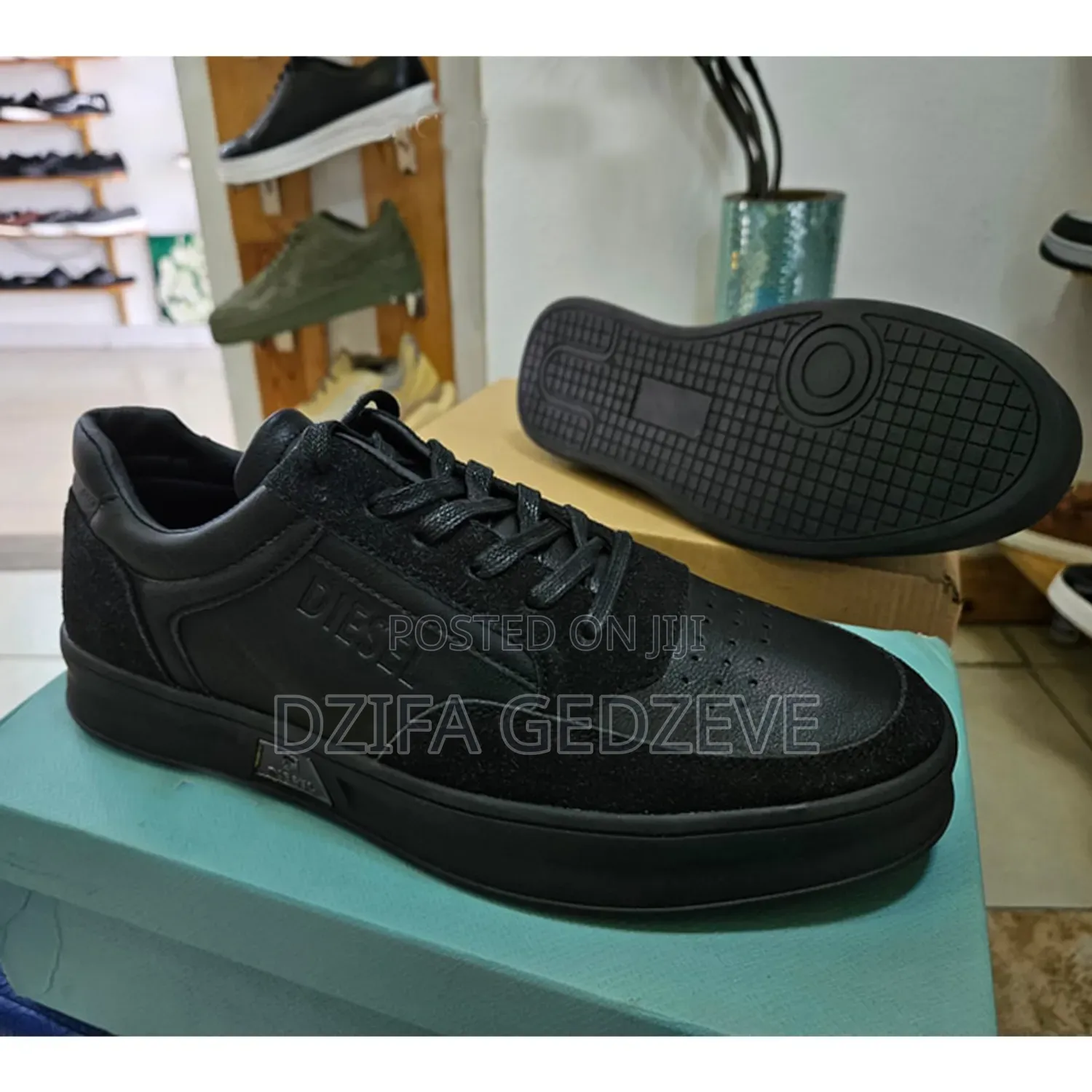 CoreFx - Black Men's Sneaker