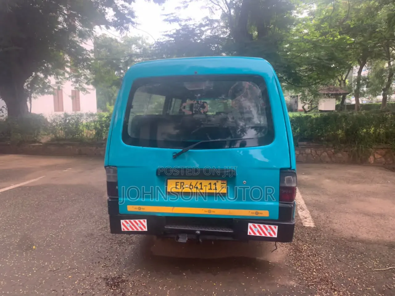 Mazda E2000 2001 Green