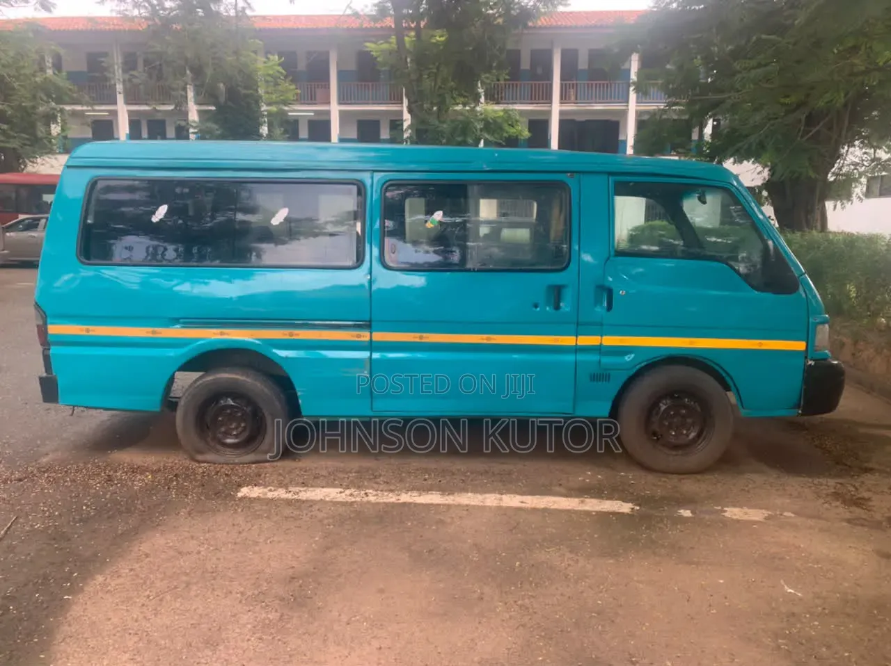 Mazda E2000 2001 Green