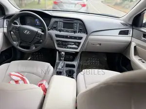 Hyundai Sonata ECO Sedan FWD (1.6L 4cyl 7A) 2016 Gray