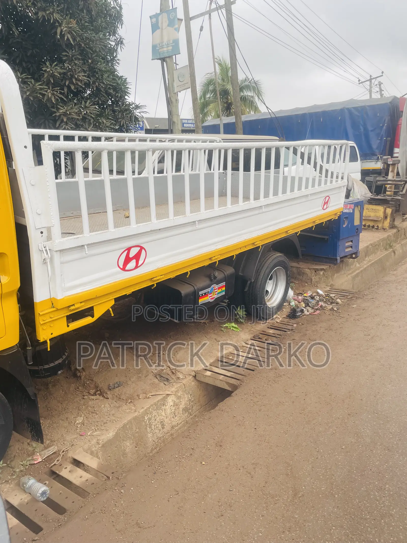 Hyundai Might 2 Registered