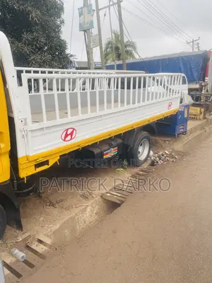 Hyundai Might 2 Registered