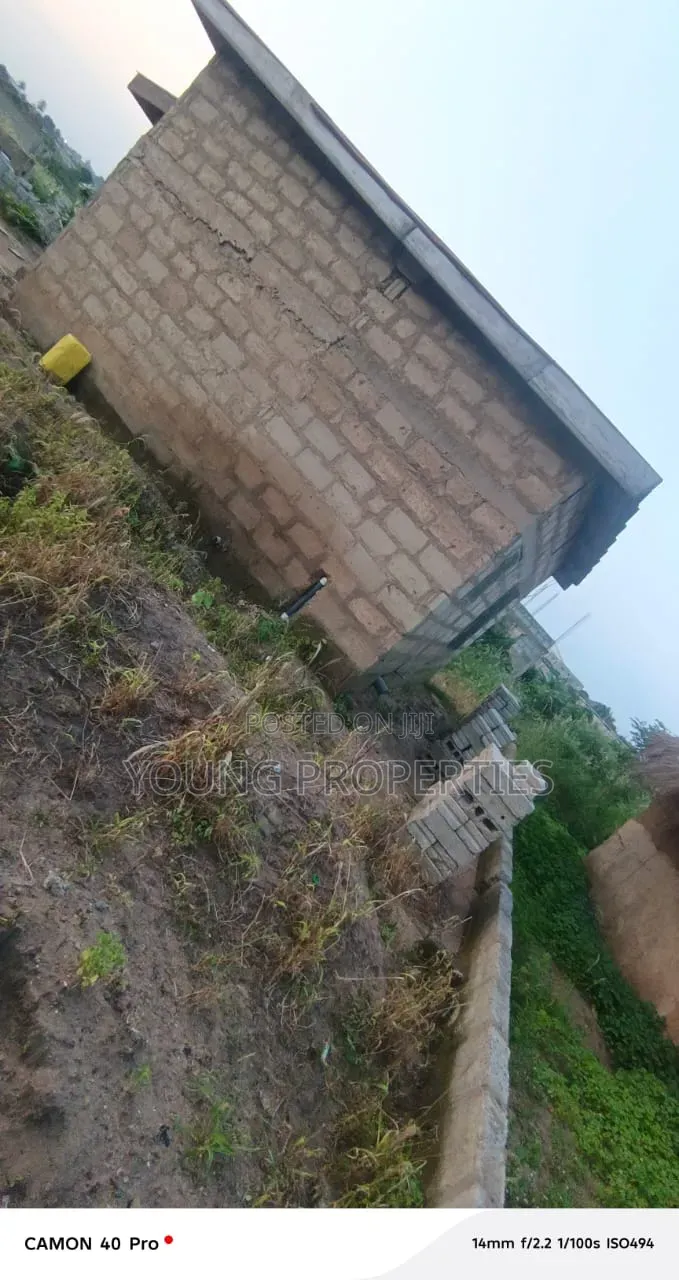 1bdrm House in Nurses Quarters Road, Adam Nana for sale