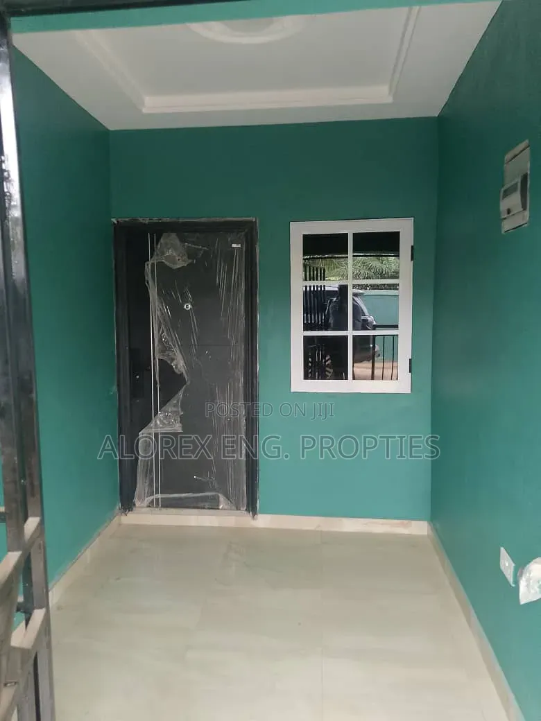 1bdrm Apartment in Adenta, Commandos for rent