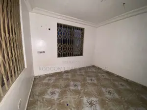 2bdrm Apartment in Ofankor for rent