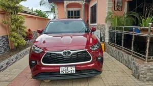 Toyota Highlander 2023 Red