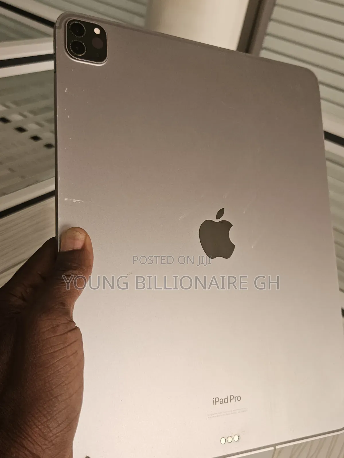 Apple iPad Pro 12.9 (2022) 128 GB Gray
