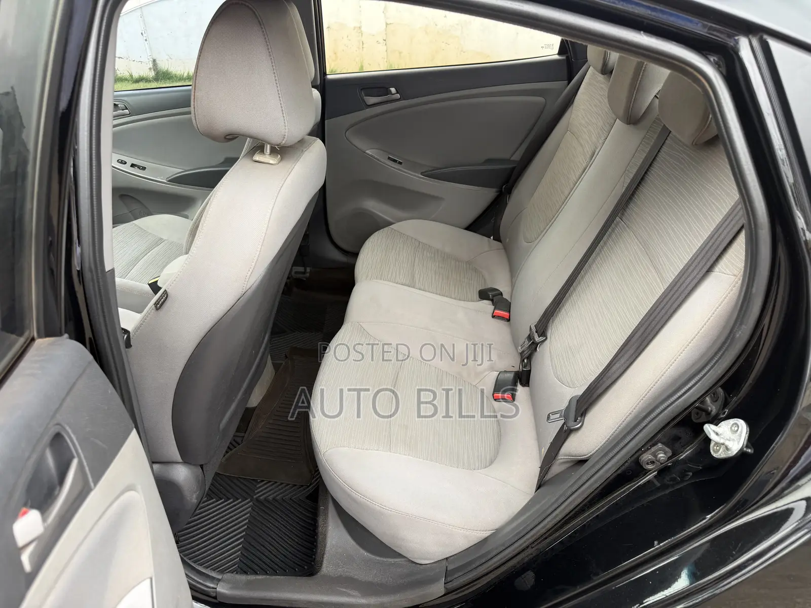 Hyundai Accent SE Sedan 2016 Black