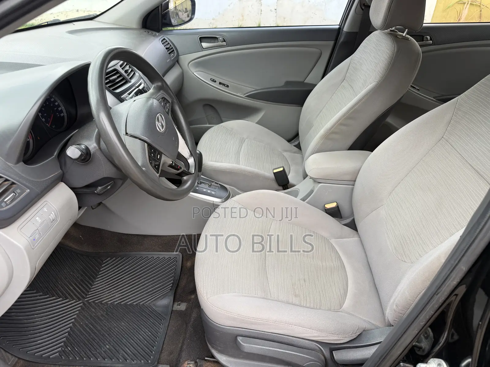Hyundai Accent SE Sedan 2016 Black
