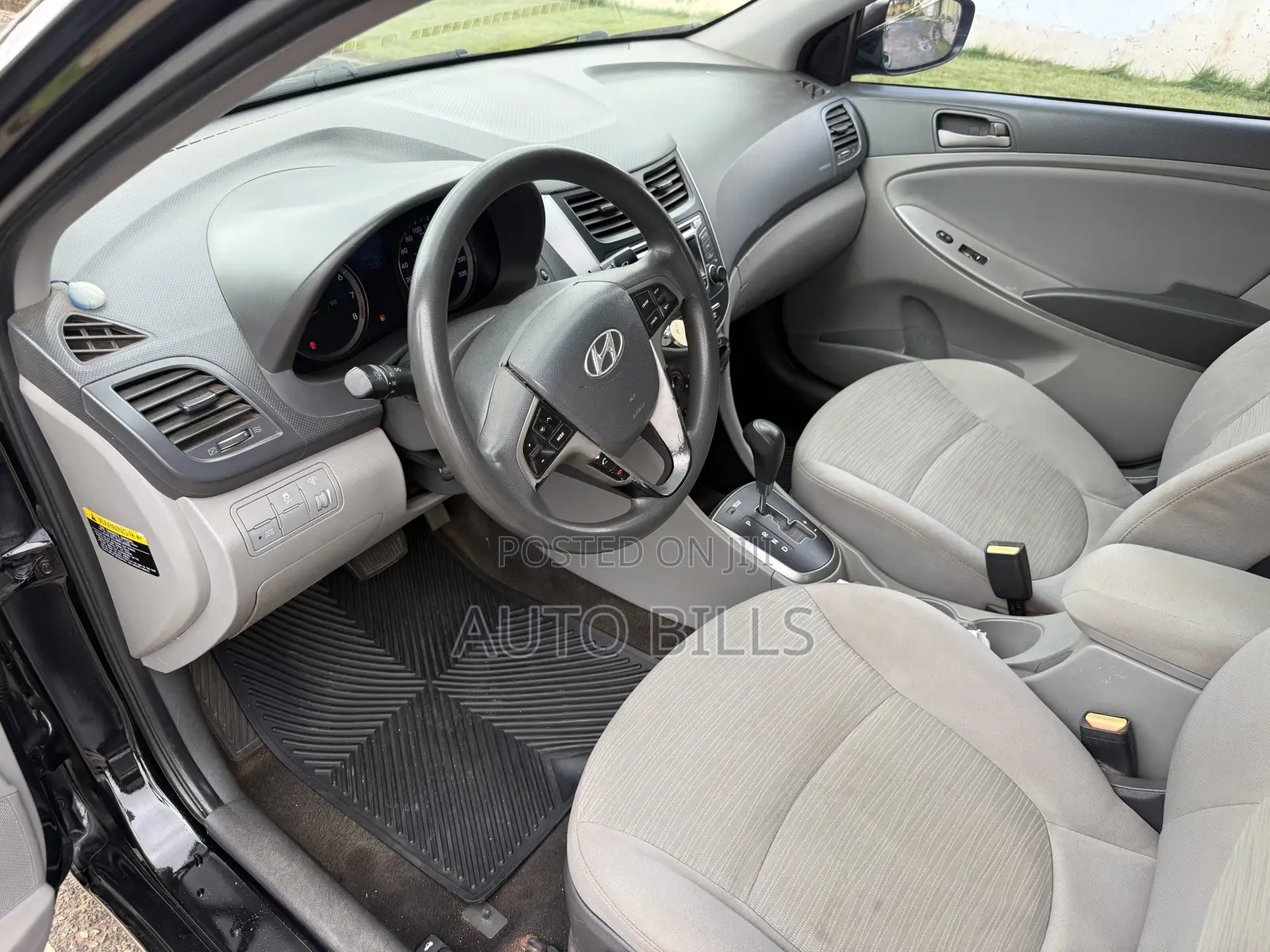 Hyundai Accent SE Sedan 2016 Black