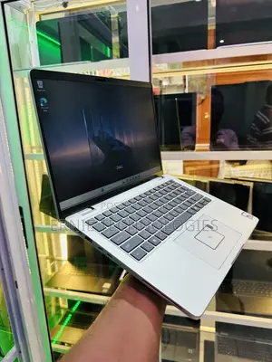 Laptop Dell Pro 14 32GB Intel Core Ultra 7 SSD 512GB