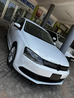 Volkswagen Jetta SE 4dr Sedan (1.8L 4cyl Turbo 5M) 2014 White