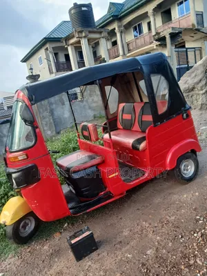 Bajaj 2020 Red