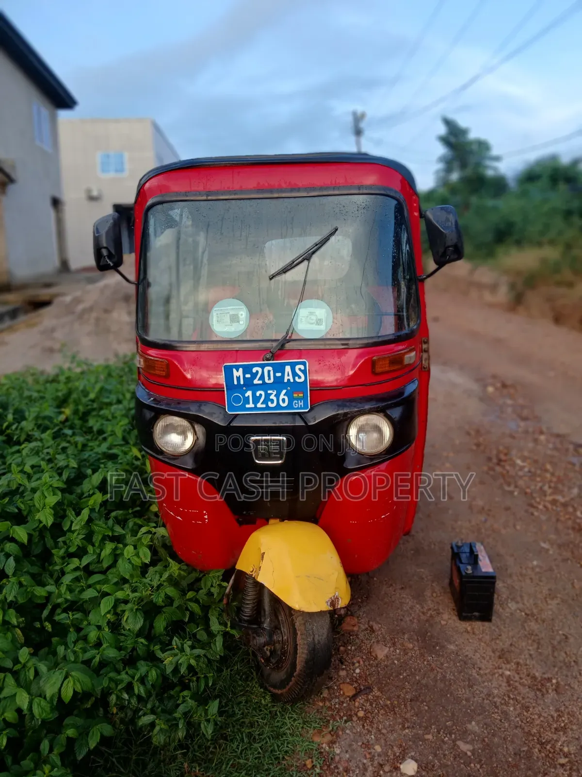 Bajaj 2020 Red