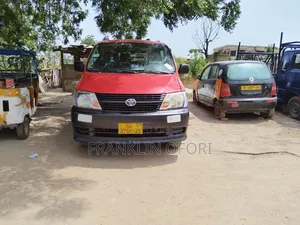 Ford E350 2008 Red