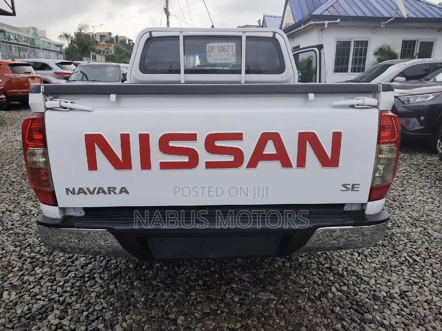 Nissan Navara 2017 White