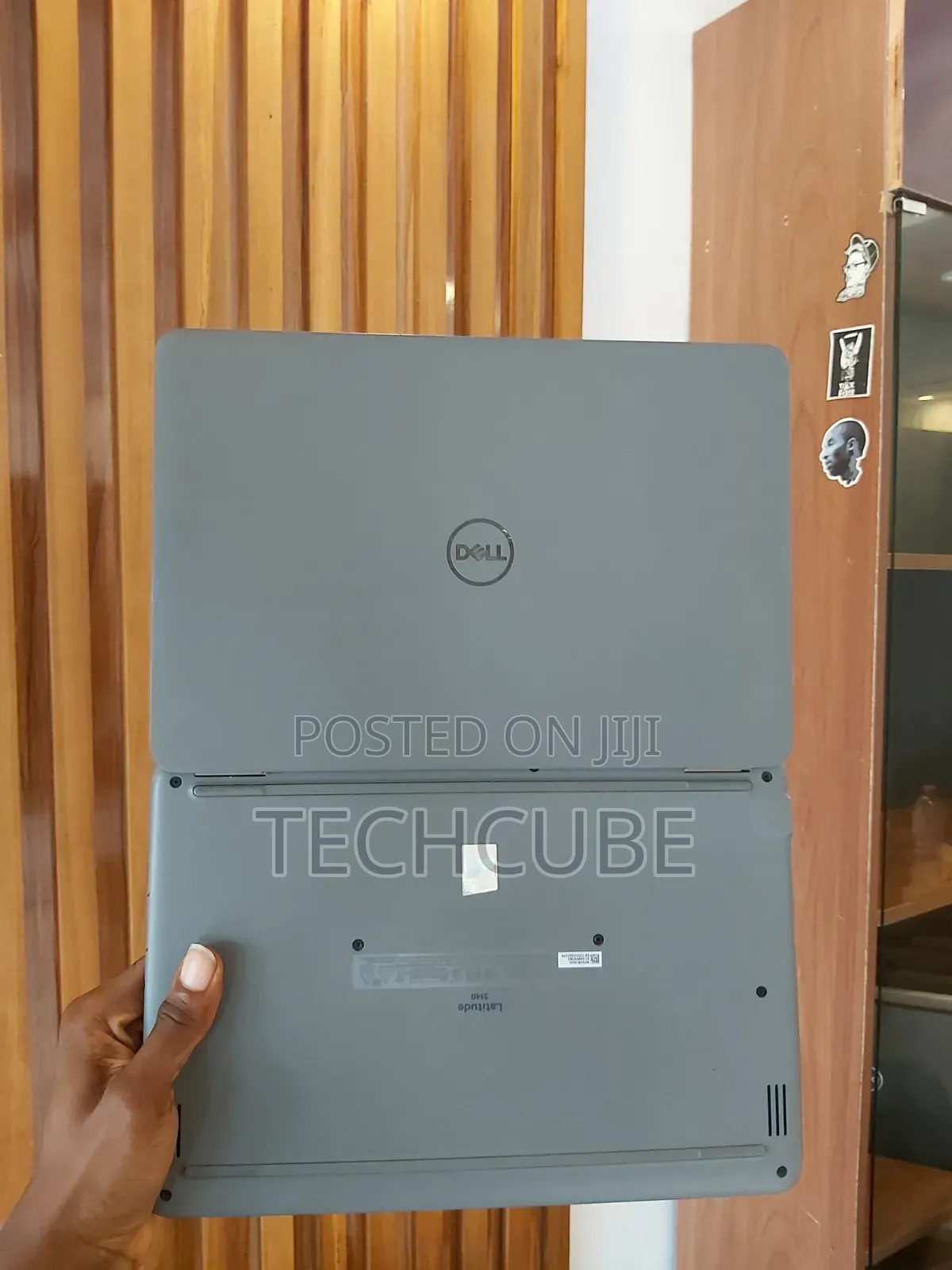 Laptop Dell Latitude 3120 4GB Intel Celeron SSD 60GB