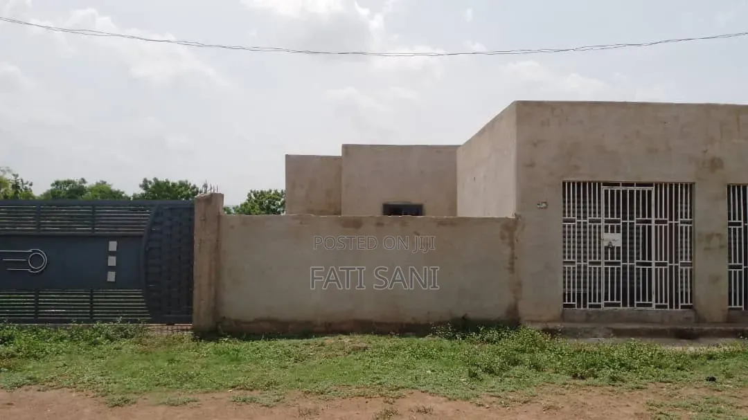 2bdrm House in Bawaleshie for sale
