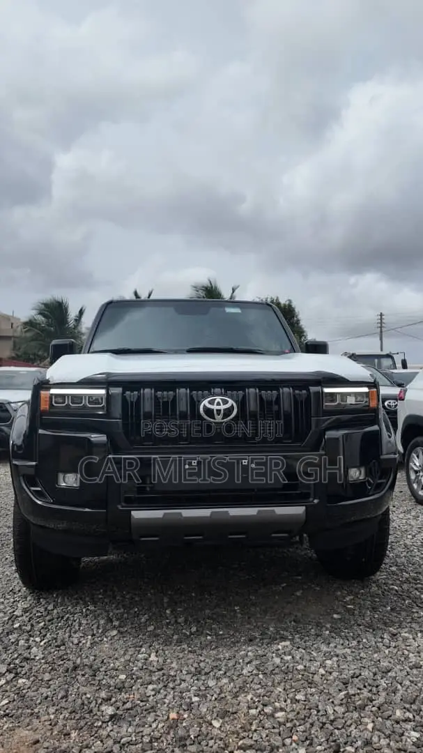 New Toyota Land Cruiser Prado 2025 Black