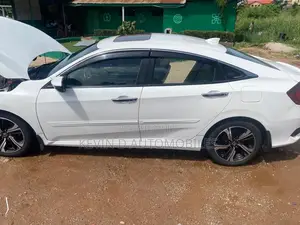 Honda Civic Touring 4dr Sedan (1.5L 4cyl) 2016 White