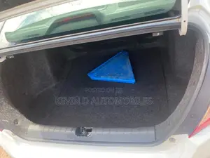 Honda Civic Touring 4dr Sedan (1.5L 4cyl) 2016 White