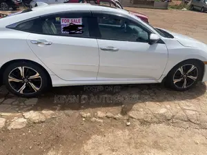 Honda Civic Touring 4dr Sedan (1.5L 4cyl) 2016 White