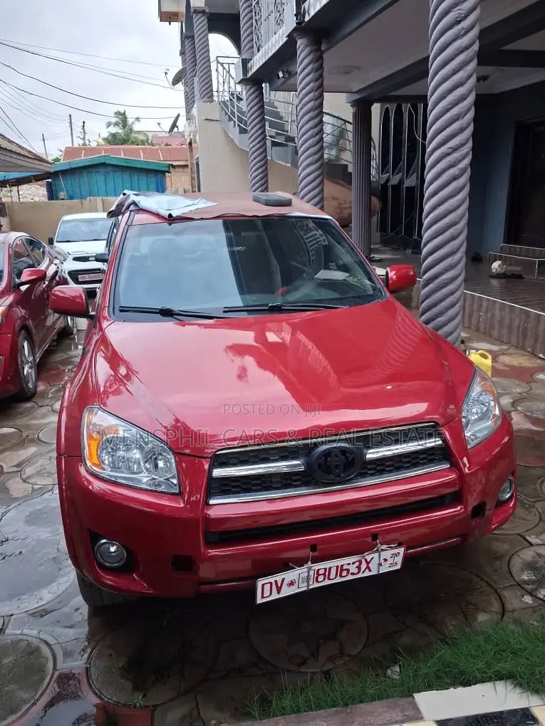 Toyota RAV4 2012 Red