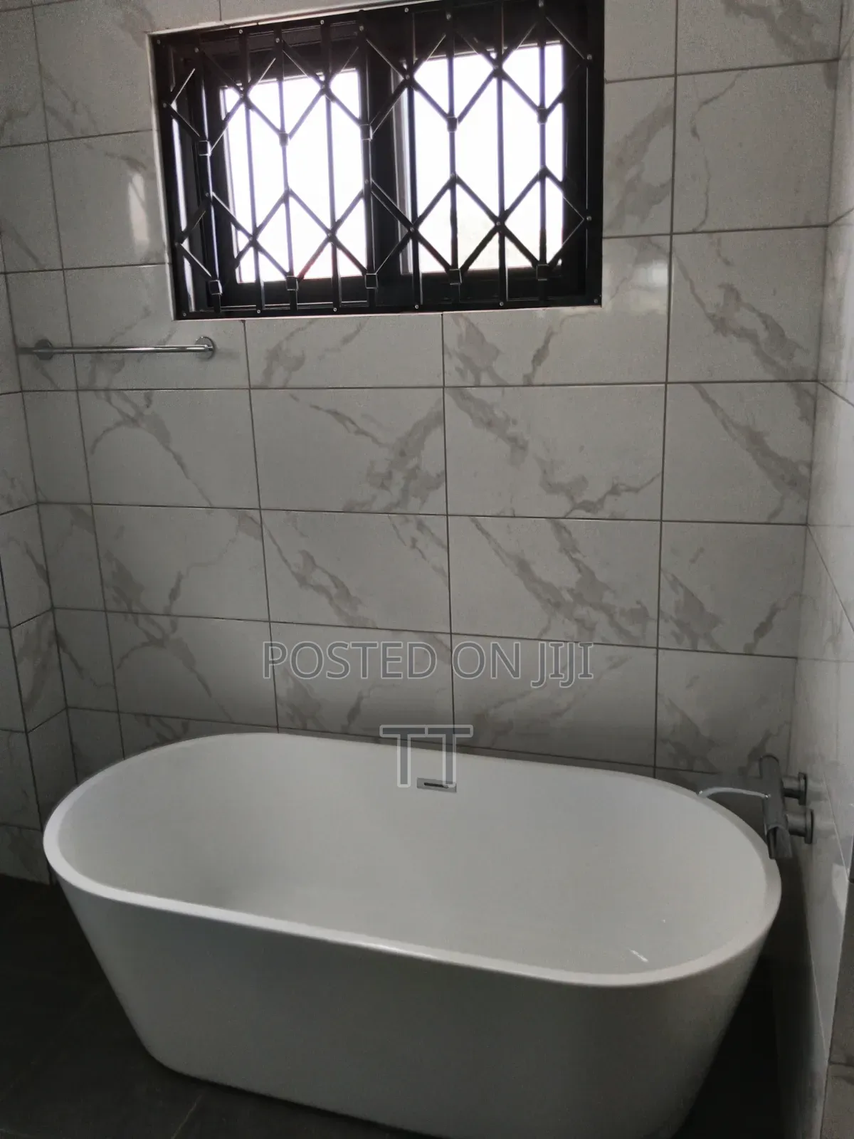 4bdrm House in East Airport for rent