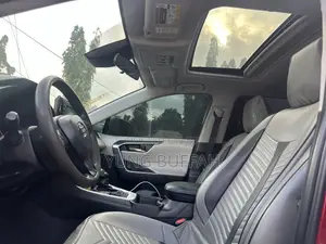 Toyota RAV4 XLE AWD 2023 Red