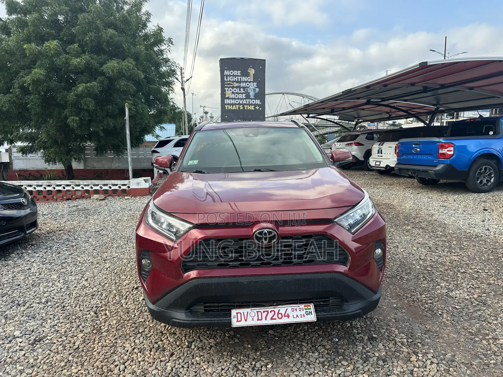 Toyota RAV4 XLE AWD 2023 Red