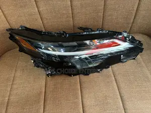 Headlight Rx350 2024-2025 Without Charger