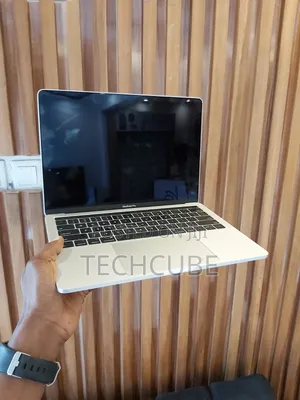 Laptop Apple MacBook Pro 2019 8GB Intel Core i5 SSD 256GB