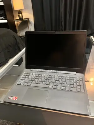 Laptop Lenovo 12GB AMD Ryzen 3 SSD 256GB