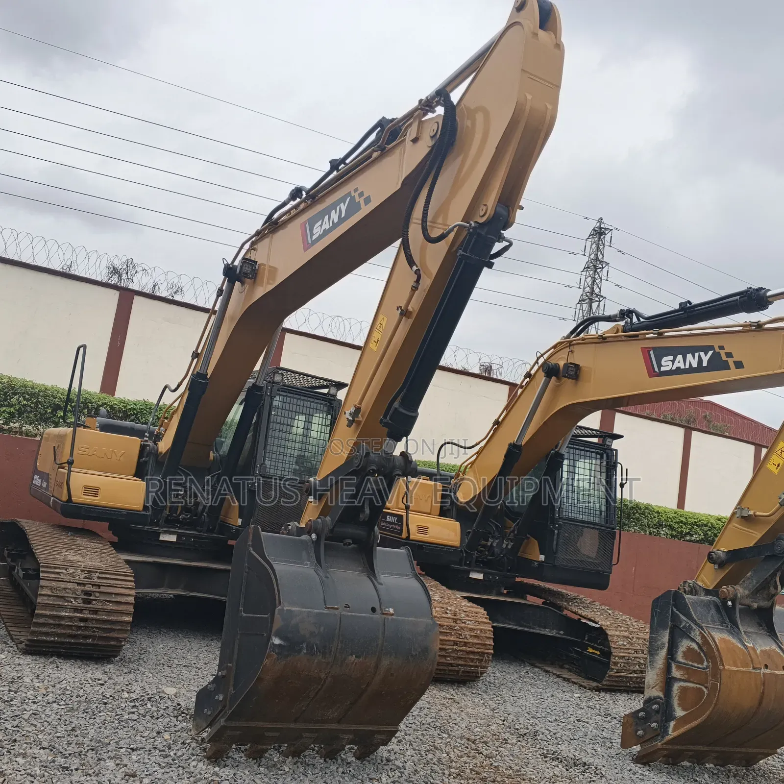 Sanny 215 Excavator