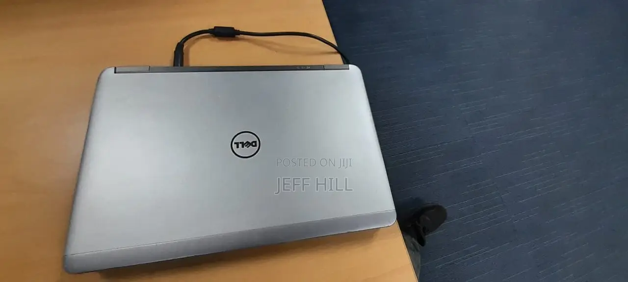 Laptop Dell Latitude E7240 8GB Intel SSD 128GB