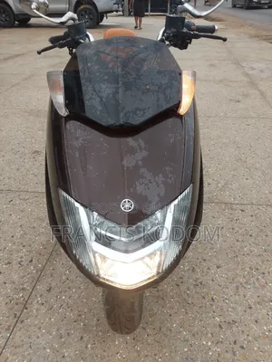 Yamaha 2015 Brown