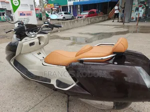 Yamaha 2015 Brown