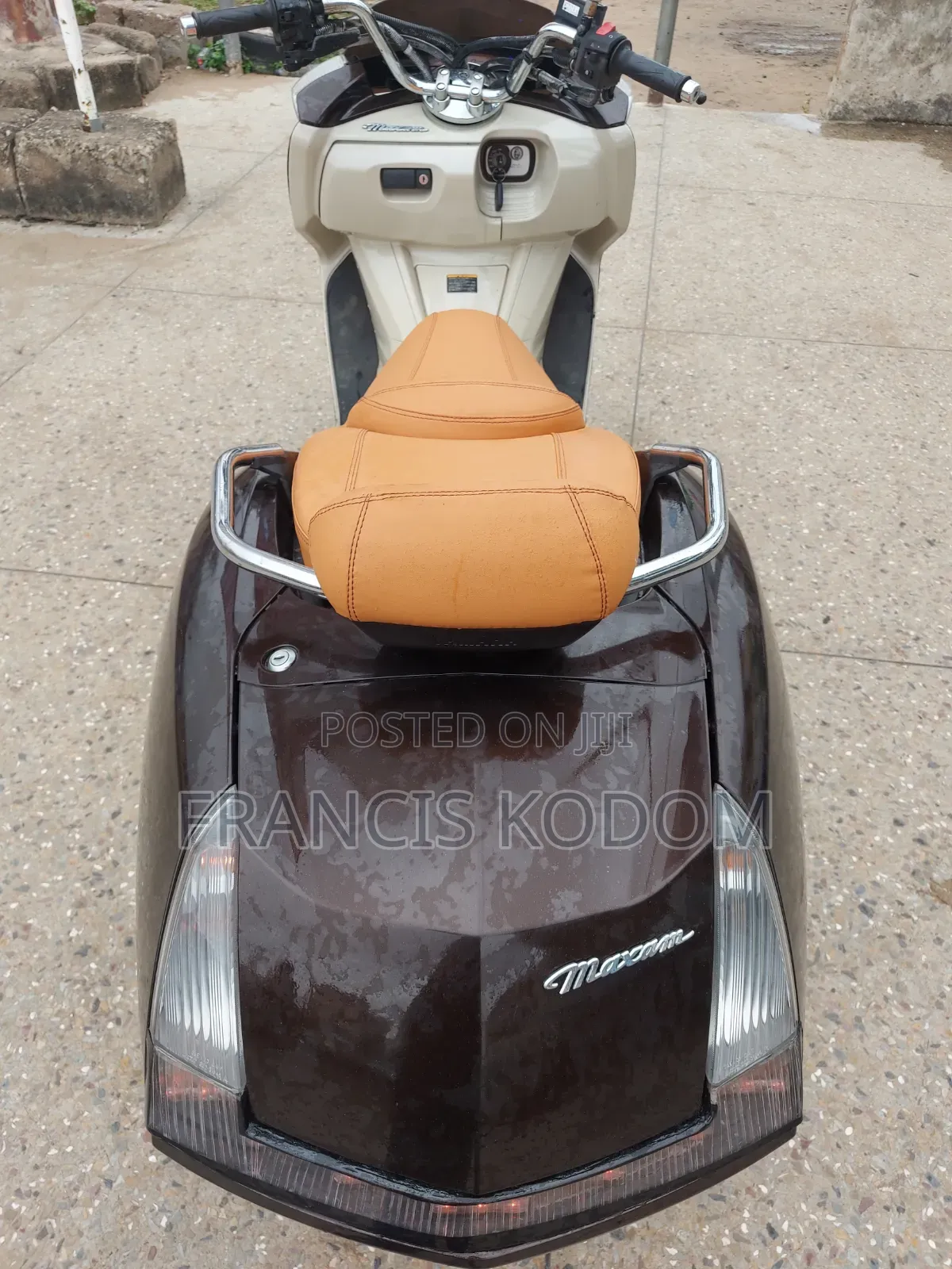 Yamaha 2015 Brown