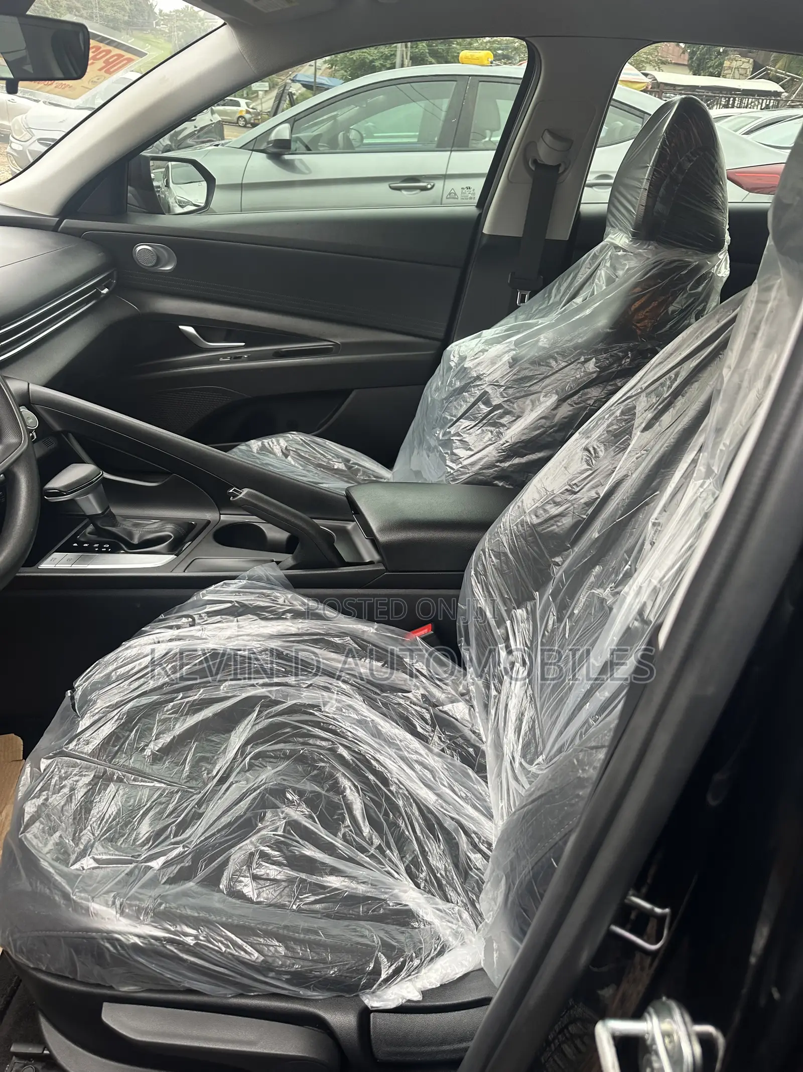 Hyundai Elantra SE 2022 Black