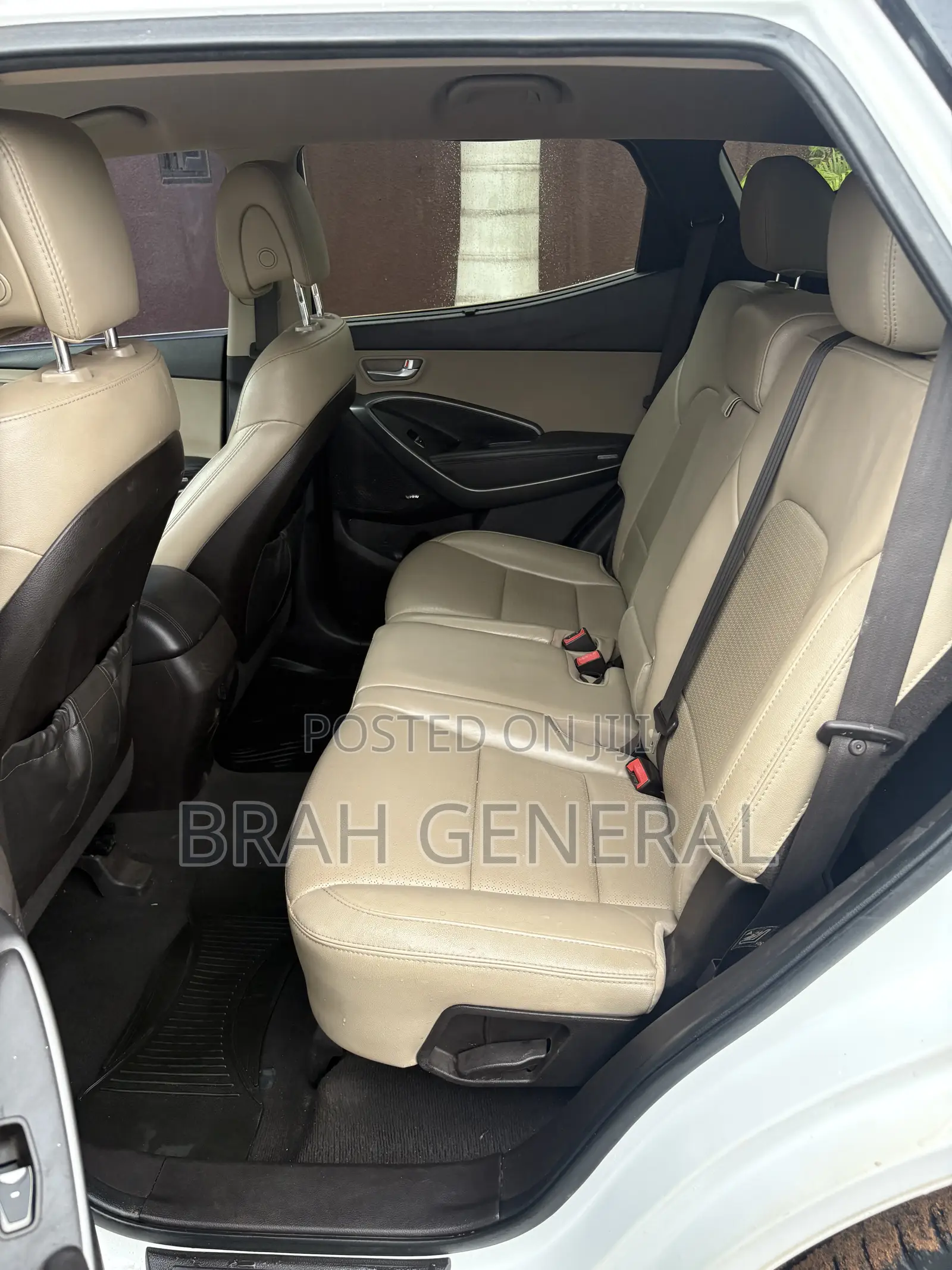 Hyundai Santa Fe 2014 White
