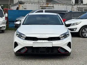 Kia K3 Base 2022 White